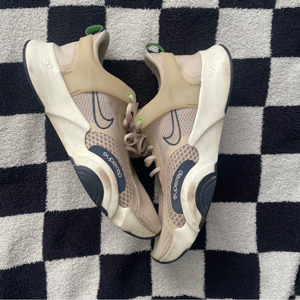 Nike superrep beige sneaker size 10.5 men